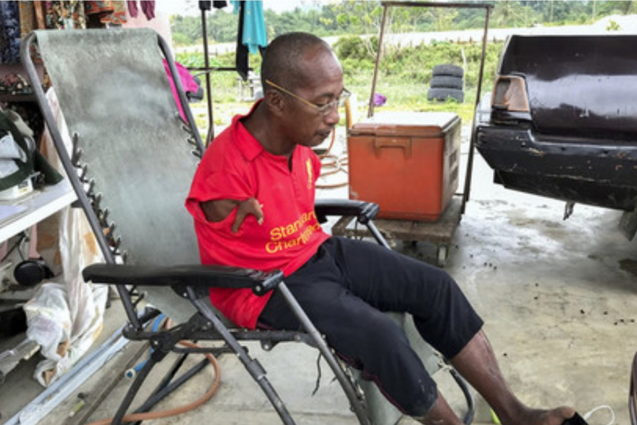 Former national para-athlete Rahim Yusoff says he hopes that PwDs do not get left behind in the Covid-19 immunisation programme. – Bernama pic, June 23, 2021
