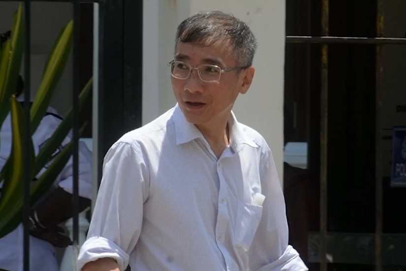 Senior cardiologist Dr Ong Hean Teik says the proposal to place new housemen into the system will ensure herd immunity. – Bernama TV pic, July 14, 2021