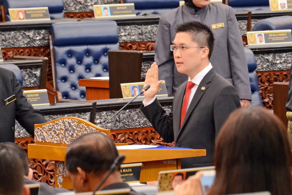 Tambun MP Datuk Seri Ahmad Faizal Azumu should teach the prime minister the steps to restore stability in Malaysian politics, says Ipoh Timur MP Wong Kah Woh. – Wong Kah Woh Facebook pic, August 1, 2021