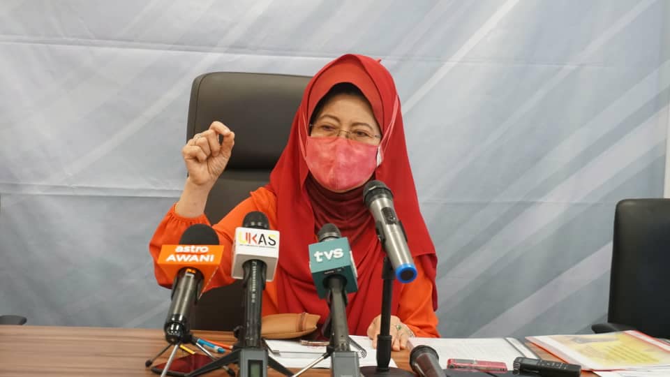 Datuk Seri Fatimah Abdullah has expressed shock at the huge amount lost to online scams in Sarawak. – YB Dato Sri Hajah Fatimah Abdullah Facebook pic, July 11, 2023
