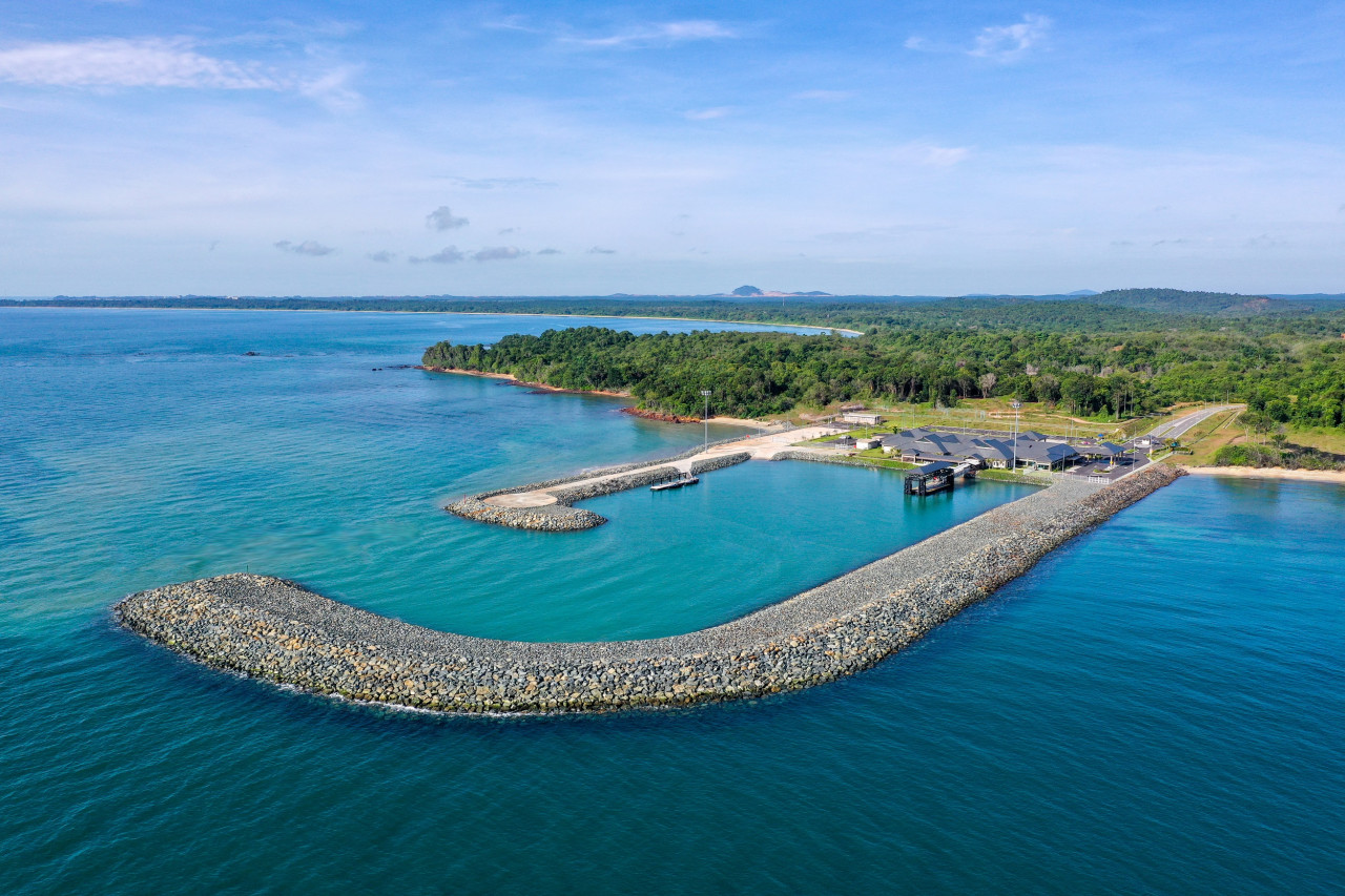 Desaru Development Holding One Sdn Bhd chairman Datuk Amran Hafiz Affifudin says the terminal was seen as a component and catalyst of connectivity in international tourism. – Pic courtesy of Desaru Development Holdings One Sdn Bhd, March 31, 2022