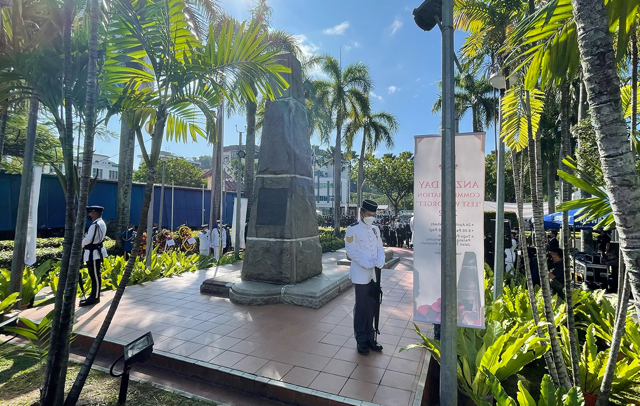 The monument was erected on May 8, 1923, originally a memorial for the fallen British soldiers during World War I, but later expanded to include the Anzac soldiers in World War II. – JASON SANTOS/The Vibes pic, April 24, 2022