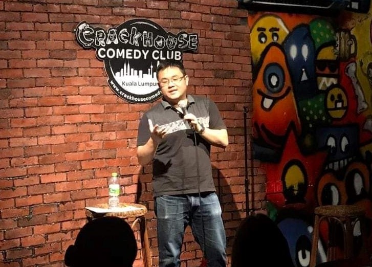 Popular standup Dr Jason Leong, pictured here performing at Crackhouse, says the venue’s move to ban the performer after the ordeal ‘was the best thing to do’ in walking the tightrope of fostering creative expression and being mindful of the country’s sensitivities. – Dr Jason Leong Comedy Facebook pic, July 10, 2022