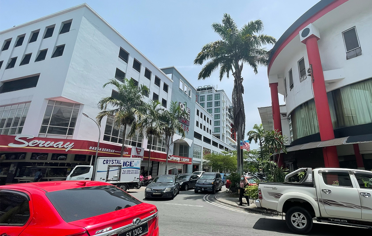 Putatan town is largely seen as a pit stop for travellers from the south wanting to go to Kota Kinabalu and the east coast – not as a major commercial township, says NGO worker Julia Suda. – JASON SANTOS/The Vibes pic, July 11, 2022
