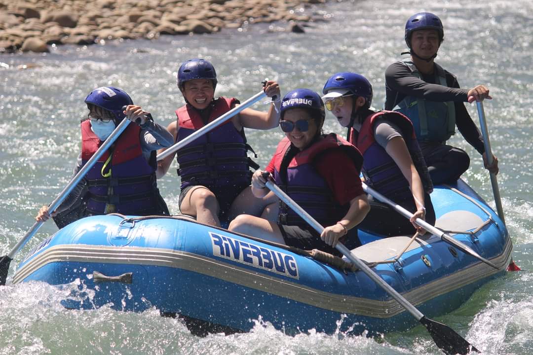 Sg Kiulu offers the longest white-water rafting trip in Borneo. – JASON SANTOS/The Vibes pic, July 17, 2022