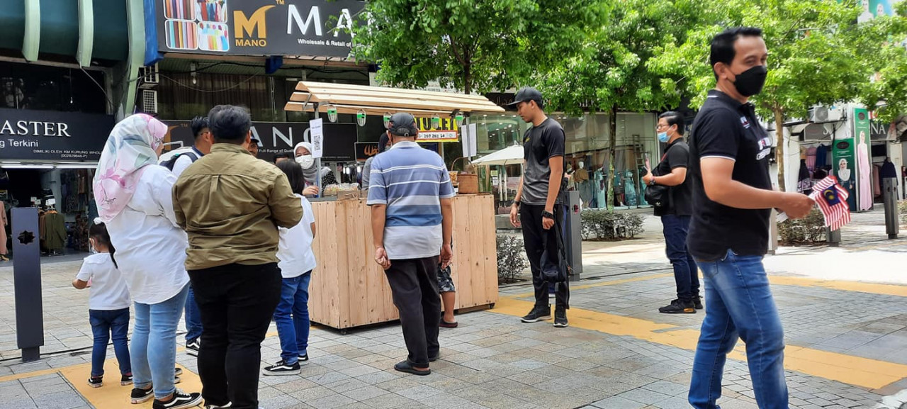 Food vendors take the chance to set up their stalls to feed the visitors of carless Jalan Tuanku Abdul Rahman, at the same time enjoying the less congested area. – Dewan Bandaraya Kuala Lumpur Facebook pic, August 28, 2022