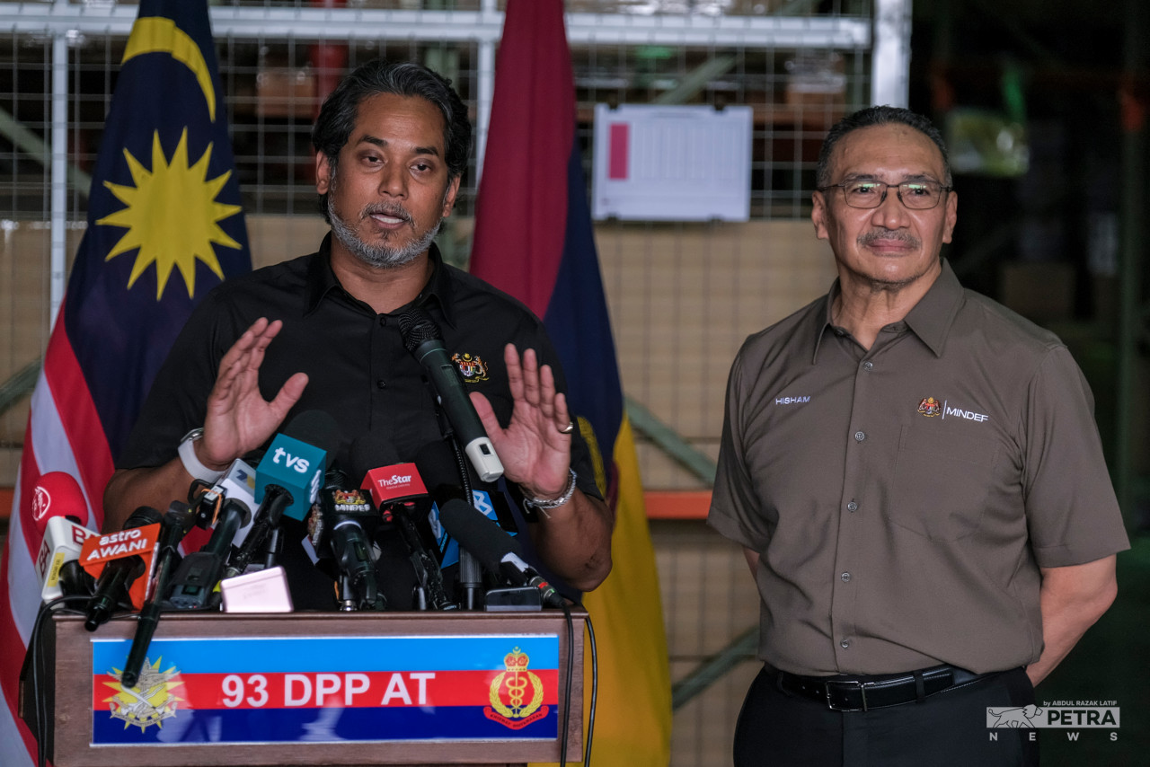 Among those sanctioned by Umno last week are former health minister Khairy Jamaluddin and Sembrong MP Datuk Seri Hishammuddin Hussein. – ABDUL RAZAK LATIF/The Vibes file pic, January 30, 2023
