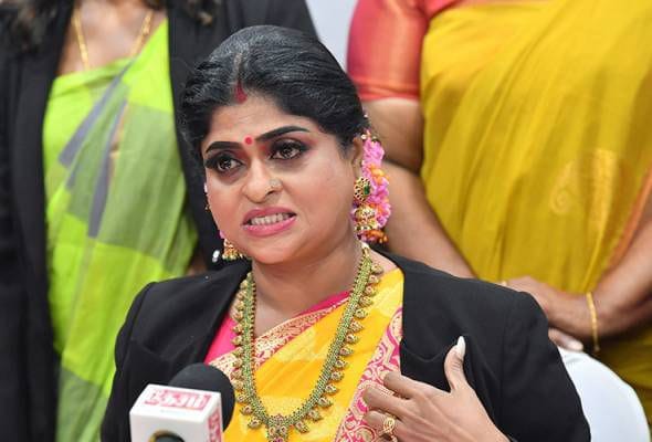 MIC might field its Wanita head Datuk Mohana Muniandy (pic) or senator Datuk T. Mohan for the Kuala Langat seat. – Mohana Muniandy Facebook pic, October 12, 2022