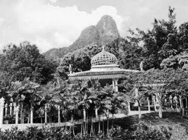 The ancient kingdom of Santubong in Sarawak, appearing in Chapter 10 among others, was only briefly touched and their ethnic diversity was not emphasised. – Awan Wafdan @seketulawan Twitter pic, October 25, 2022