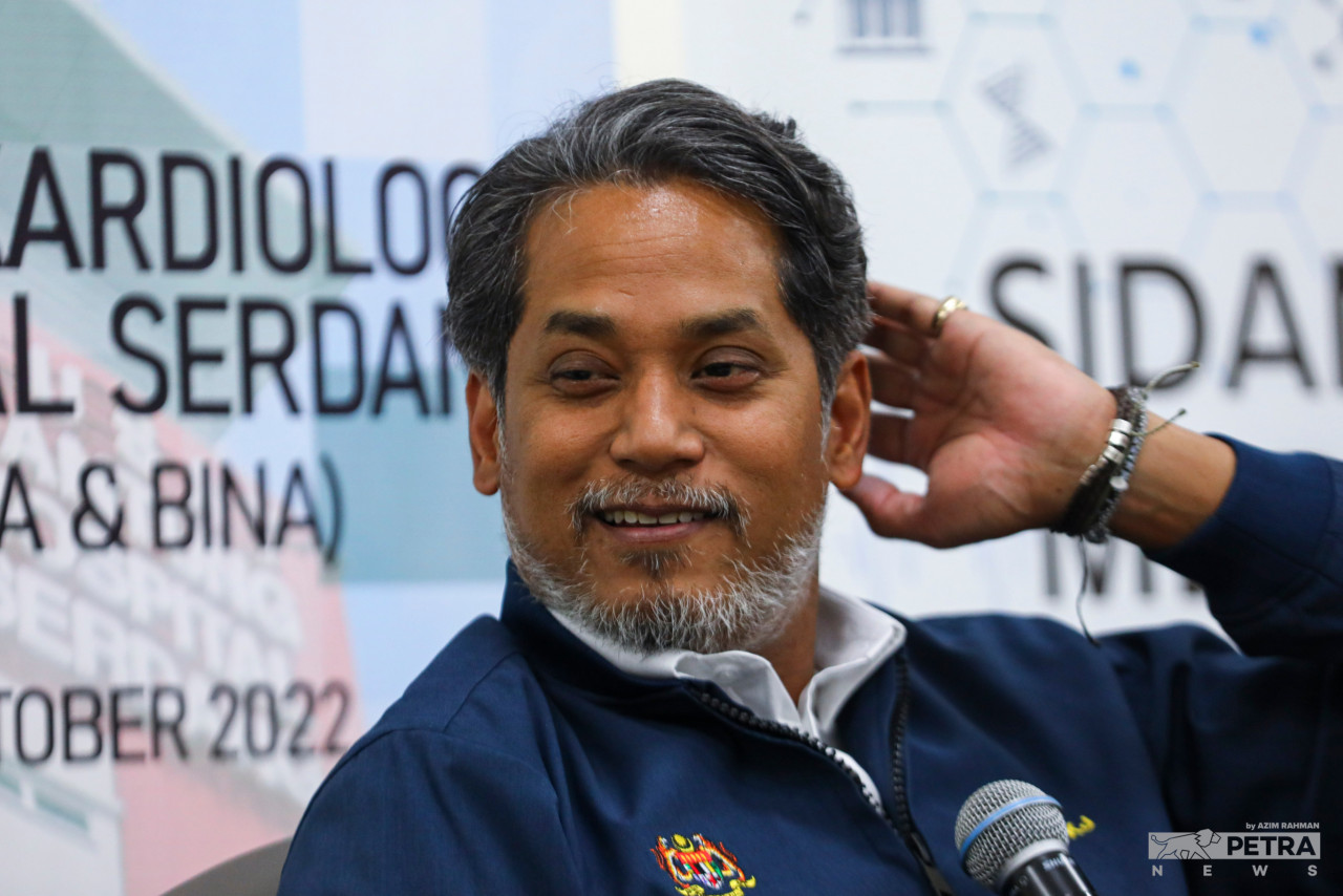 Pakatan Harapan’s Sg Buloh candidate, Datuk R. Ramanan, has brought up his opponent Khairy Jamaluddin’s (pic) alleged involvement with the finance house ECM Libra Bhd in 2005 and 2006. – The Vibes file pic, November 8, 2022