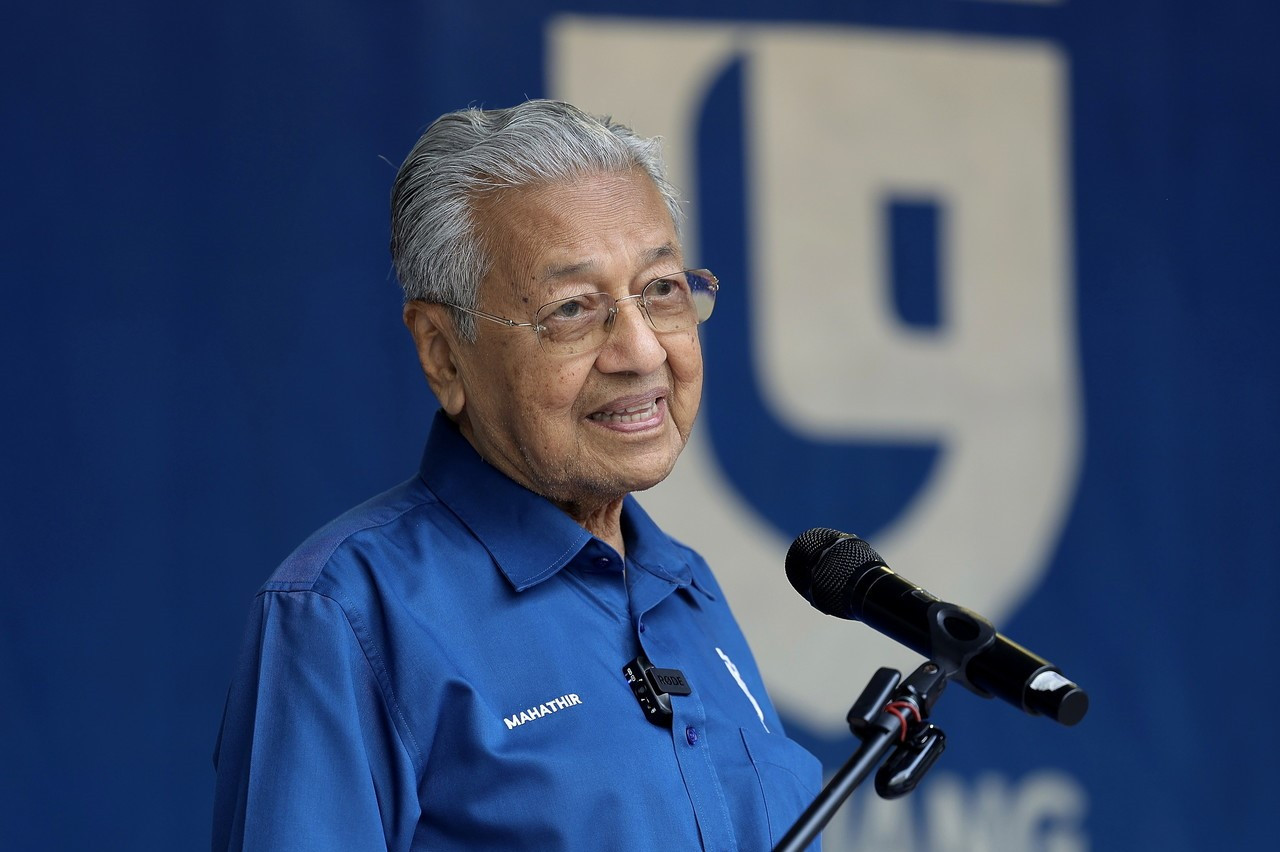 Pejuang, led by the 97-year-old Tun Dr Mahathir Mohamad, has made the fight against corruption one of its core principles, and aims to make inroads into the already-congested political landscape. – Bernama pic, November 12, 2022