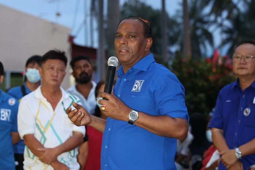 Barisan Nasional‘s Tapah candidate and incumbent Datuk Seri M. Saravanan has said that he wishes to regain votes from Chinese voters, which he has lost in the previous election due to national sentiment at the time. – Pic courtesy of Datuk Seri M. Saravanan’s Communications Team, November 16, 2022