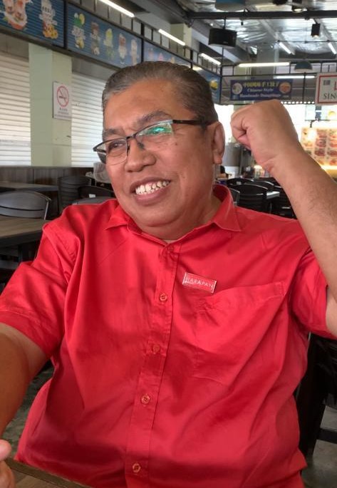Pakatan Harapan’s (PH) candidate for the Kota Samarahan parliamentary seat, Abang Abdul Halil Abang Naili, emphasises the importance of a strong federal government led by the right people. – JOSEPH MASILAMANY/The Vibes pic, November 17, 2022