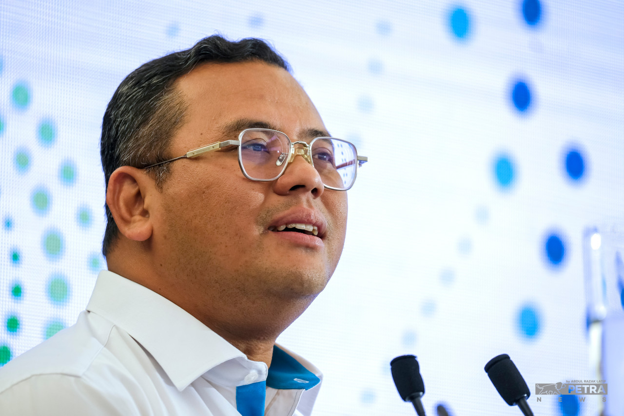 Menteri Besar Datuk Seri Amirudin Shari is reported to have been initially sceptical of the Selangor Maritime Gateway project, but eventually gave his blessings to the scheme. – ABDUL RAZAK LATIF/The Vibes file pic, March 5, 2023