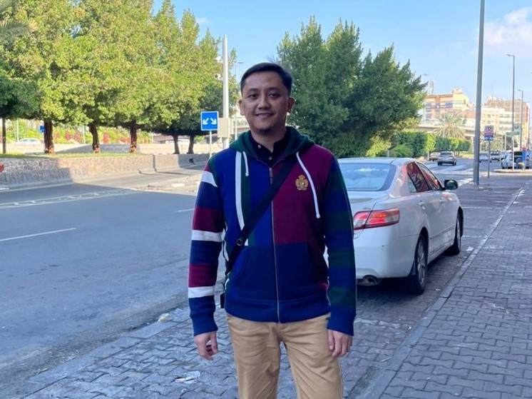 Iqmal Tajnaen is one of the thousands of people who travel between Johor and Singapore daily during the weekdays. He is a quality assurance specialist working in the pharmaceutical industry. – Pic courtesy of Iqmal Tajnaen, December 5, 2022
