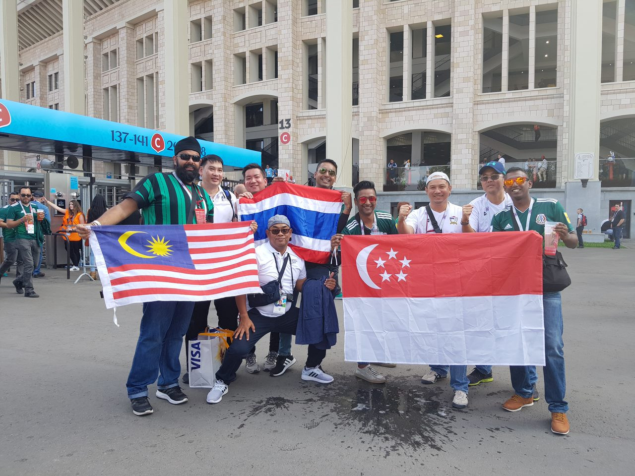 Jagjit has also attended the 2018 World Cup in Russia with fellow Southeast Asian friends. – Pic courtesy of Jagjit Singh, December 17, 2022