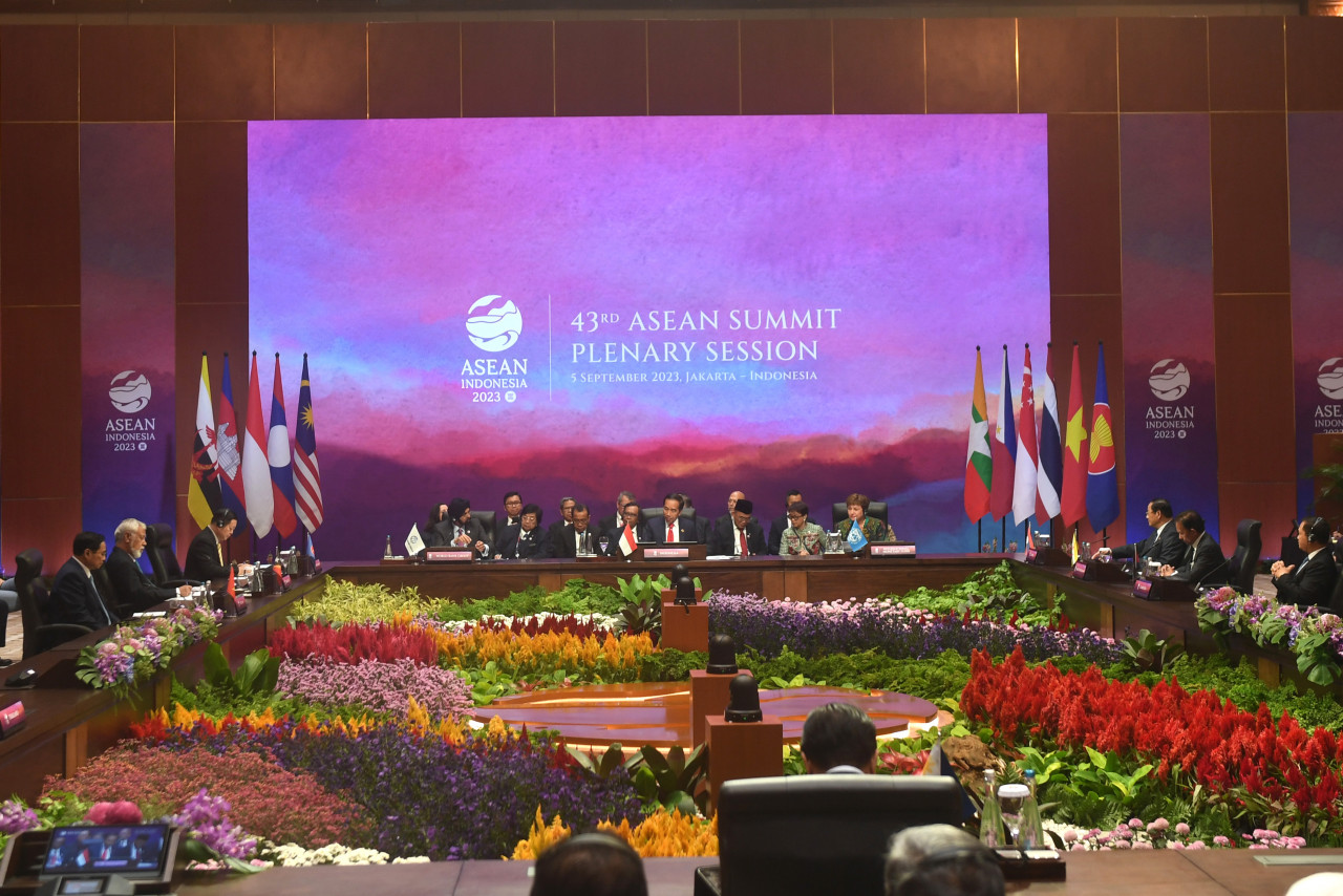 Asean leaders look on as Indonesian President Joko Widodo speaks at the plenary session. – Asean Summit 2023 Media Centre/M Agung Rajasa pic, September 5, 2023