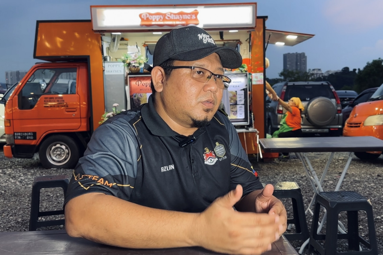Kuala Lumpur Food Truck Entrepreneur Association president Muhammad Azlan Abas says DBKL must have a dialogue with food truck operators to address the problems they face. – The Vibes file pic, July 3, 2024. 