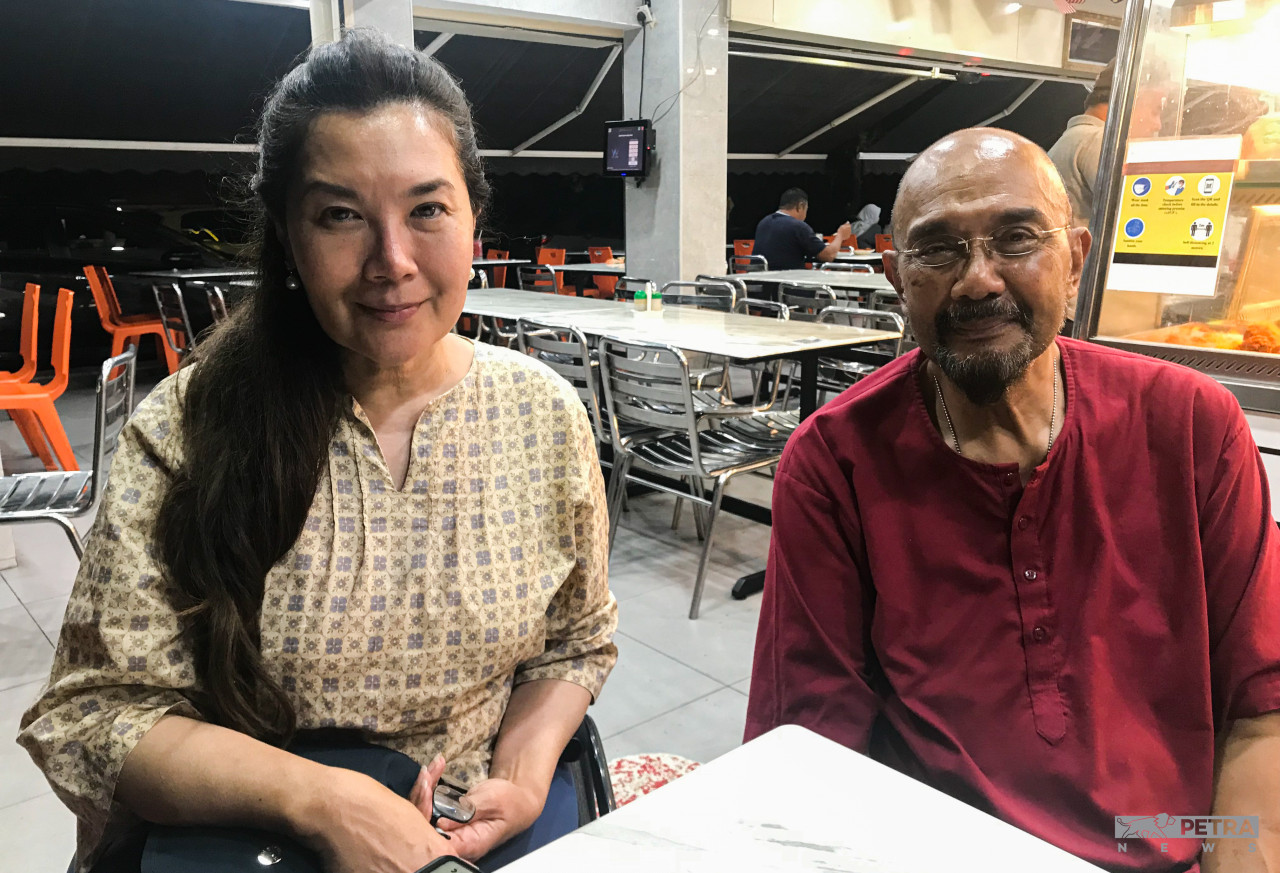 Senator Datuk Ras Adiba Mohd Radzi with her husband, Mohamed Azam Ali. – IZWAN RAMLAN/The Vibes pic, July 21, 2022