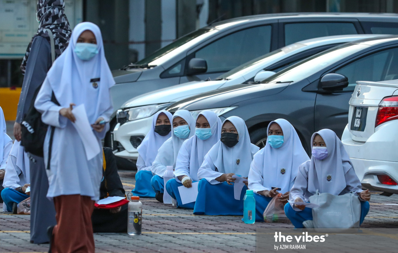 The Education Ministry is considering various views from stakeholders on avoiding having SPM examinations in November and December due to the monsoon season. – AZIM RAHMAN/The Vibes pic, February 1, 2023