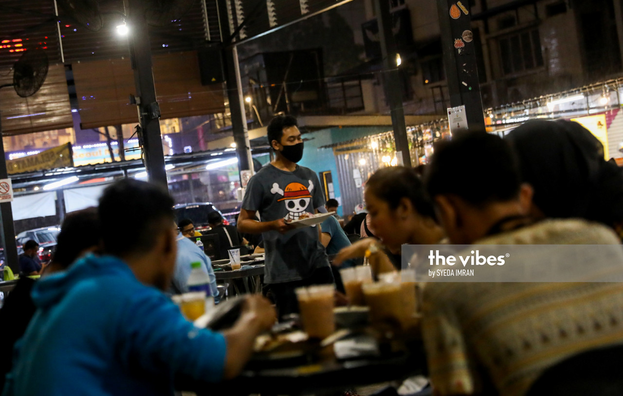 Restaurants and food outlets need encouragement to recoup their long-lost revenues. – The Vibes file pic, October 16, 2021