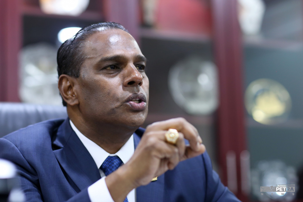 Human Resources Minister Datuk Seri M. Saravanan (pic) denies allegations that Bestinet founder Datuk Seri Mohd Amin Abdul Nor was part of a syndicate to supply labour from Bangladesh. – The Vibes file pic, July 7, 2022