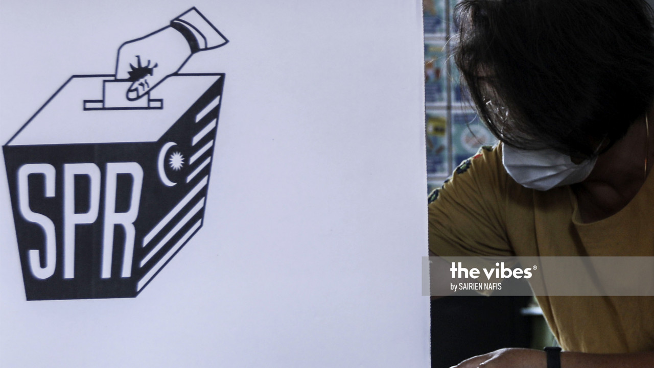 Datuk Seri Azalina Othman Said says that to deter abuse of process, the recall process should mandate that petitioners place a financial deposit before a petition can be initiated to call for an elected representative to vacate their seat. – The Vibes file pic, April 25, 2022