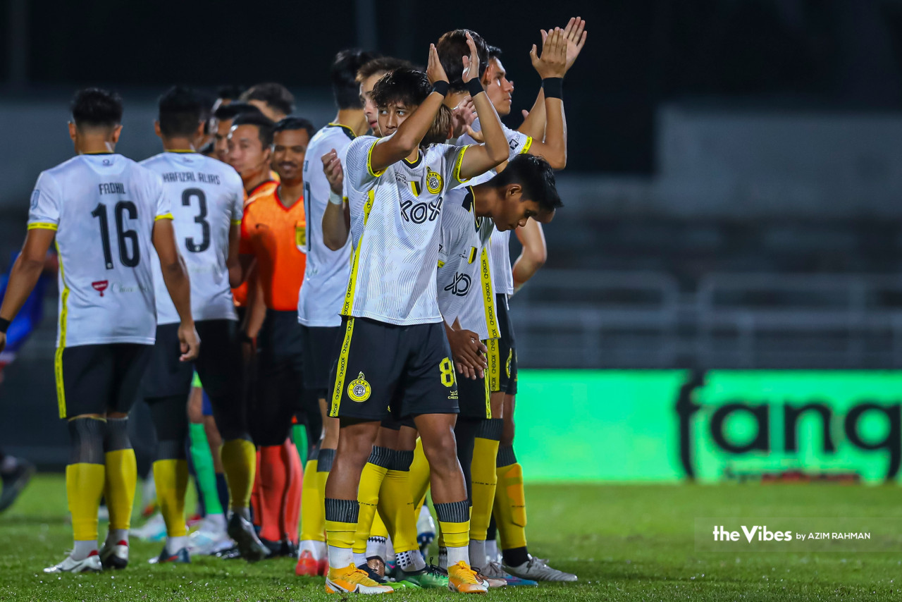 PDRM head coach Azzmi Aziz is worried that his charges failed to score against Perak despite their many chances. – AZIM RAHMAN/The Vibes pic, March 1, 2023