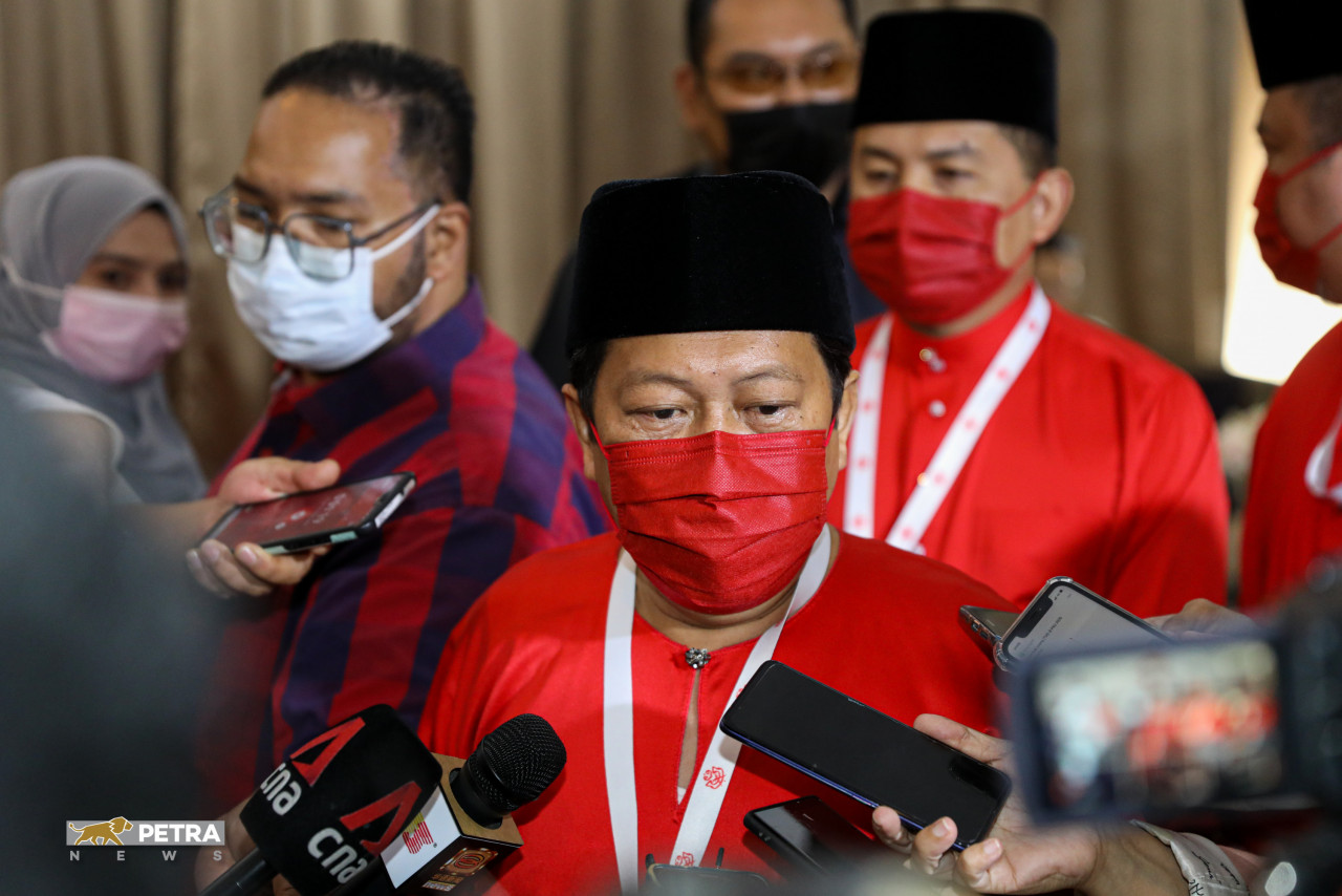 Umno secretary-general Datuk Seri Ahmad Maslan said the majority of its Supreme Council members were resoundingly in favour of withdrawing support for Tan Sri Muhyiddin Yassin as prime minister. – PETRA News file pic, July 12, 2021