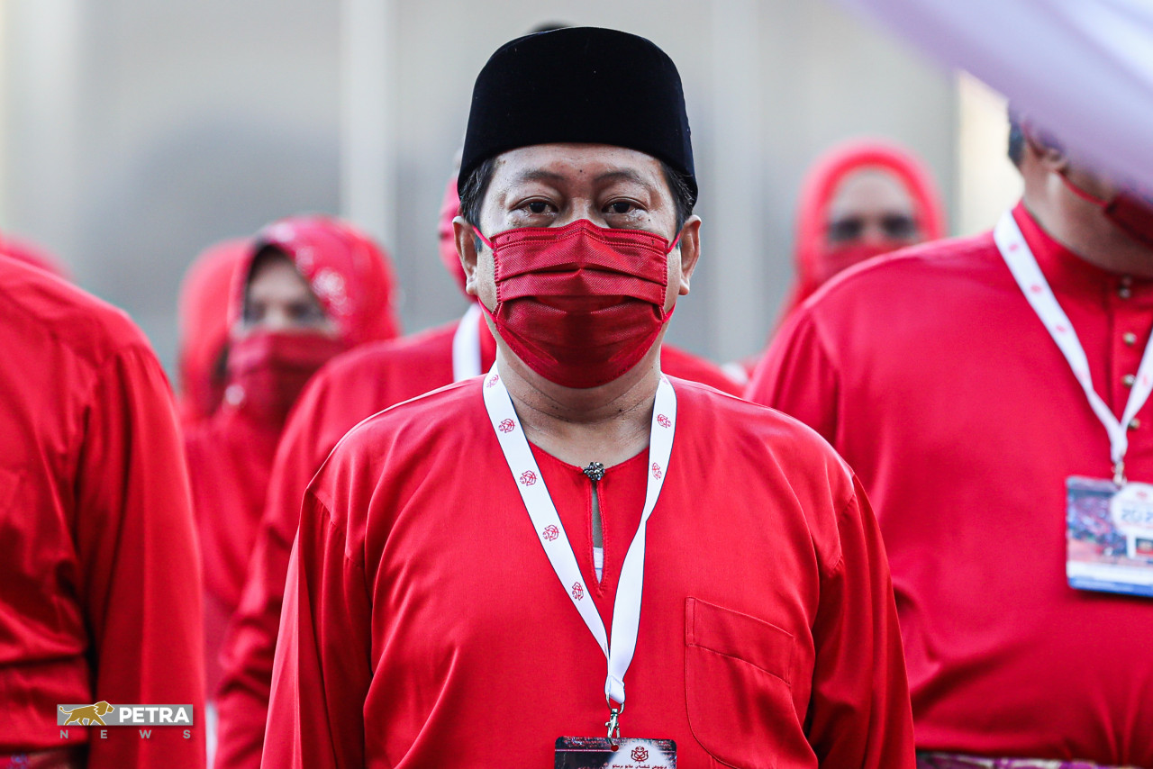 Umno secretary-general Datuk Seri Ahmad Maslan says from May 9, 2018 to last Friday, the party welcomed 127,214 new members. – SYEDA IMRAN/The Vibes pic, March 28, 2021
