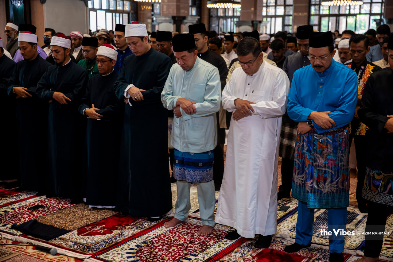 Also present at the Putra Mosque this morning were Home Minister Datuk Seri Saifuddin Nasution Ismail and Chief Secretary to the Government Tan Sri Mohd Zuki Ali. – AZIM RAHMAN/The Vibes pic, June 29, 2023