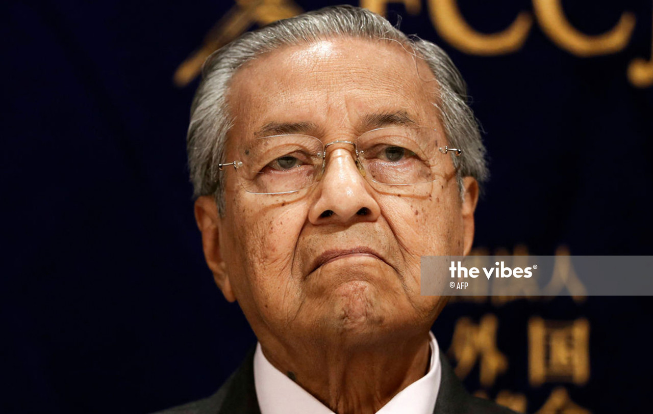 Tun Dr Mahathir Mohamad, as Pakatan Harapan’s prime minister, did not dismantle the debilitating patronage system, an outcome of ethnic-based policies, that had contributed to grand-scale corruption. – AFP pic, October 3, 2021
