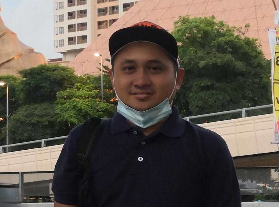 Yakub Fong said his vape shops will close one by one if the lockdown goes on for longer than a month. – REBECCA CHONG/The Vibes pic, May 30, 2021