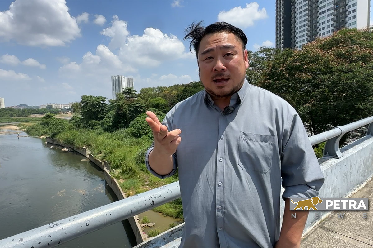 Taman Kinrara Batu 7½ Puchong residents association chairman Alvin Lee says a letter has been sent to Prime Minister Datuk Seri Anwar Ibrahim requesting an explanation on why the decision was made to reclassify natural reserve land for development. – The Vibes pic by Kamal Ariffin, July 25, 2024. 