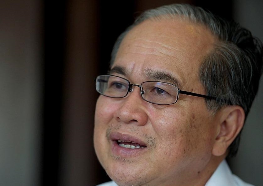 State Disaster Management Committee chairman Datuk Douglas Uggah Embas has persisted with the conditional MCO since January, which has seen no improvement to Sarawak’s Covid-19 infection numbers and the death toll. – Bernama pic, May 23, 2021