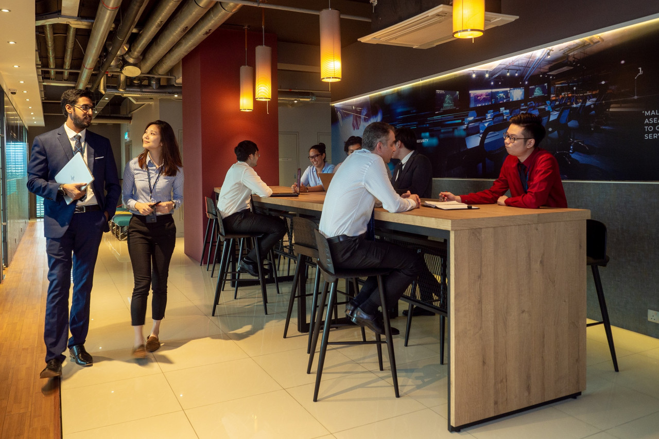 APU says the Master of Project Management programme offers the concept of business administration, marketing and economics, as well as providing students with good communication skills so that graduates can effectively coordinate work and delegate tasks to fellow team members. – APU pic, June 10, 2022