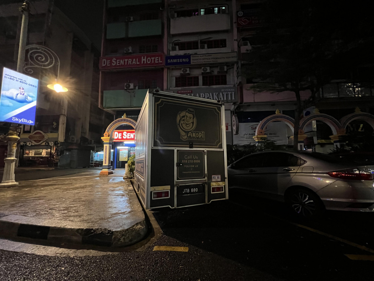 A random check in Brickfields shows food truck operators leaving their vehicles at public parking spots well beyond trading hours. – The Vibes pic, July 3, 2024. 