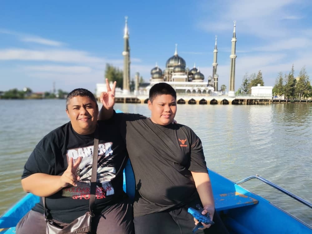 Khairil Anwar Mohd Amin says early intervention and therapy have been a tremendous help to his 12-year-old son with autism. – The Vibes pic, June 22, 2024.