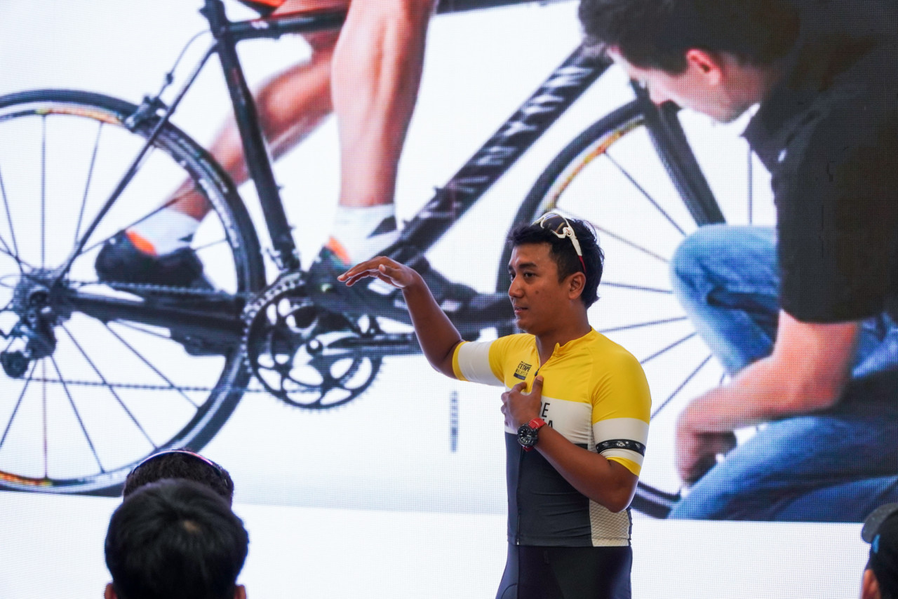 L’Étape Malaysia ambassador Adiq Husainie Othman, who is also an Olympian and former professional racing cyclist, shares that the most common mistake an amateur makes during a race is accelerating at full speed in the first hour. – Pic courtesy of Muse Group Asia, May 23, 2022