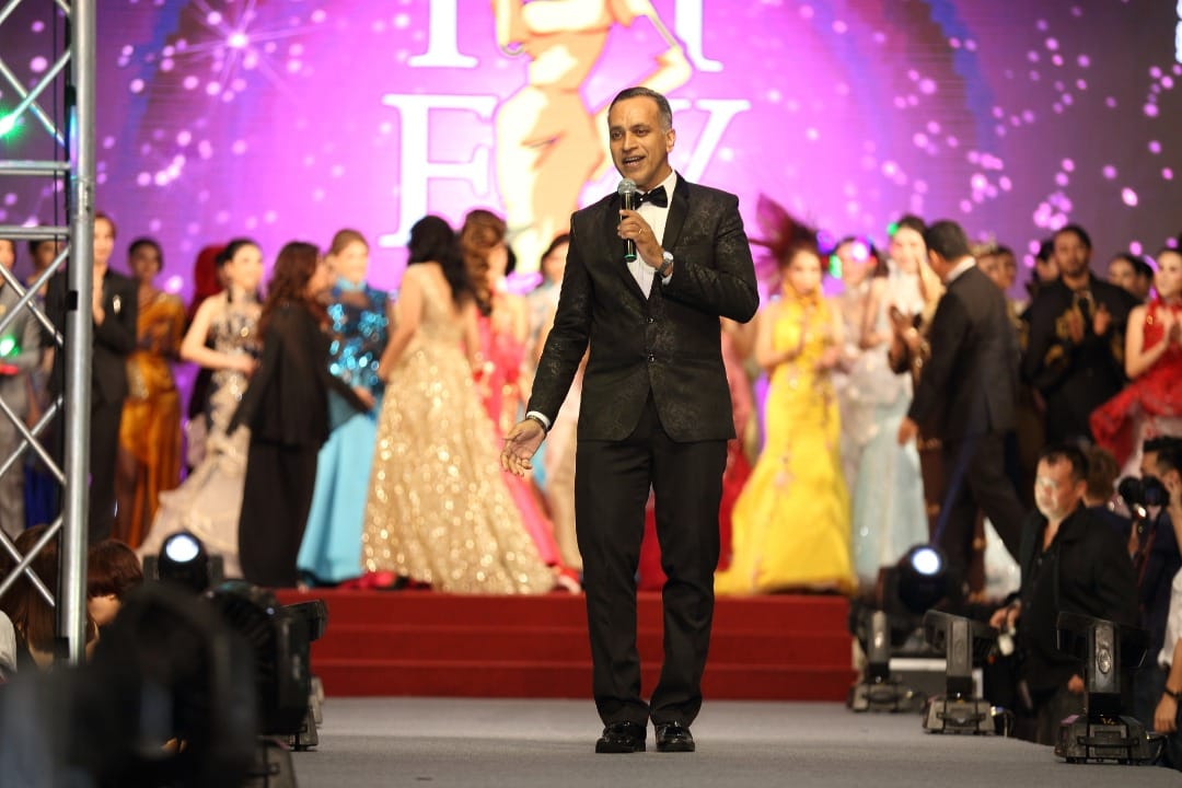 Louis Sebastian speaking to the audience at the International Ipoh Fashion Week – IAN MCINTYRE/The Vibes pic, January 7, 2024.