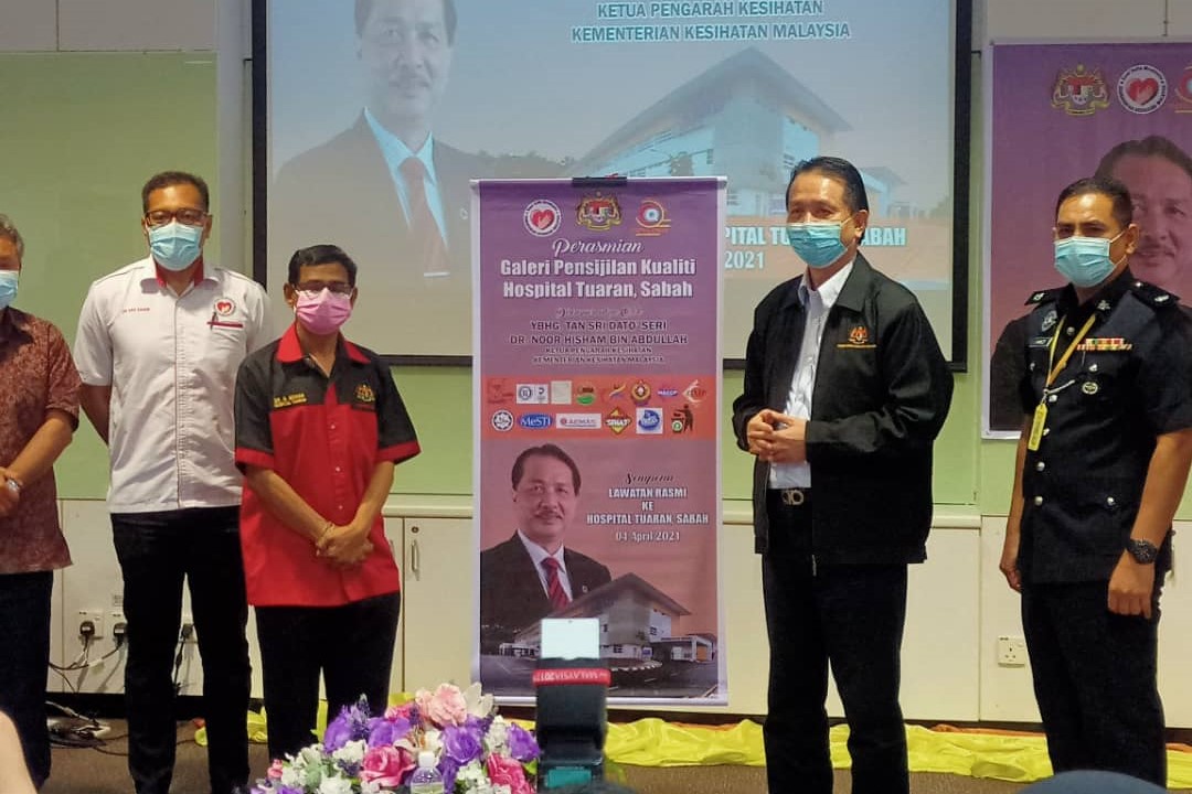 Health Director-General Tan Sri Dr Noor Hisham Abdullah makes a formal visit to Tuaran Hospital in Sabah today. He says rural folk in the state should be given a single dose Covid-19 vaccine as it will be easier. – File pic, April 4, 2021