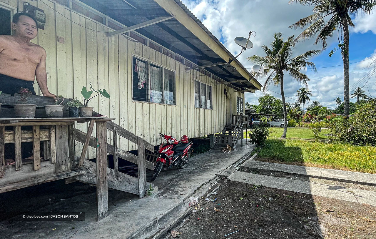 A man standing in front of his quarters inside Camp PPH in Keningau town, where the few remaining members of paramilitary tracking unit Sabah Border Scouts live. – JASON SANTOS/The Vibes pic, August 24, 2021
