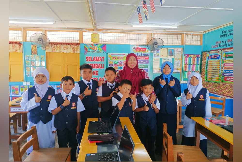 An image shows the eight students of the school. – Sinar Harian pic, March 12, 2024. 