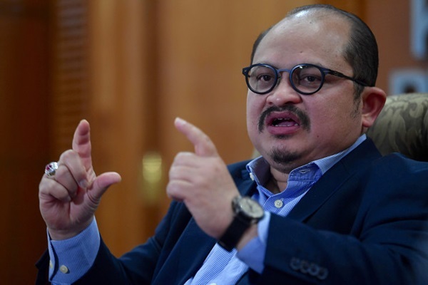 PKR vice-president Datuk Seri Shamsul Iskandar Md Akin says Malaysia has to return to the Rukun Negara, which was created to bring about harmony and unity among the races after the racial riots in 1969. – Bernama pic, July 3, 2021