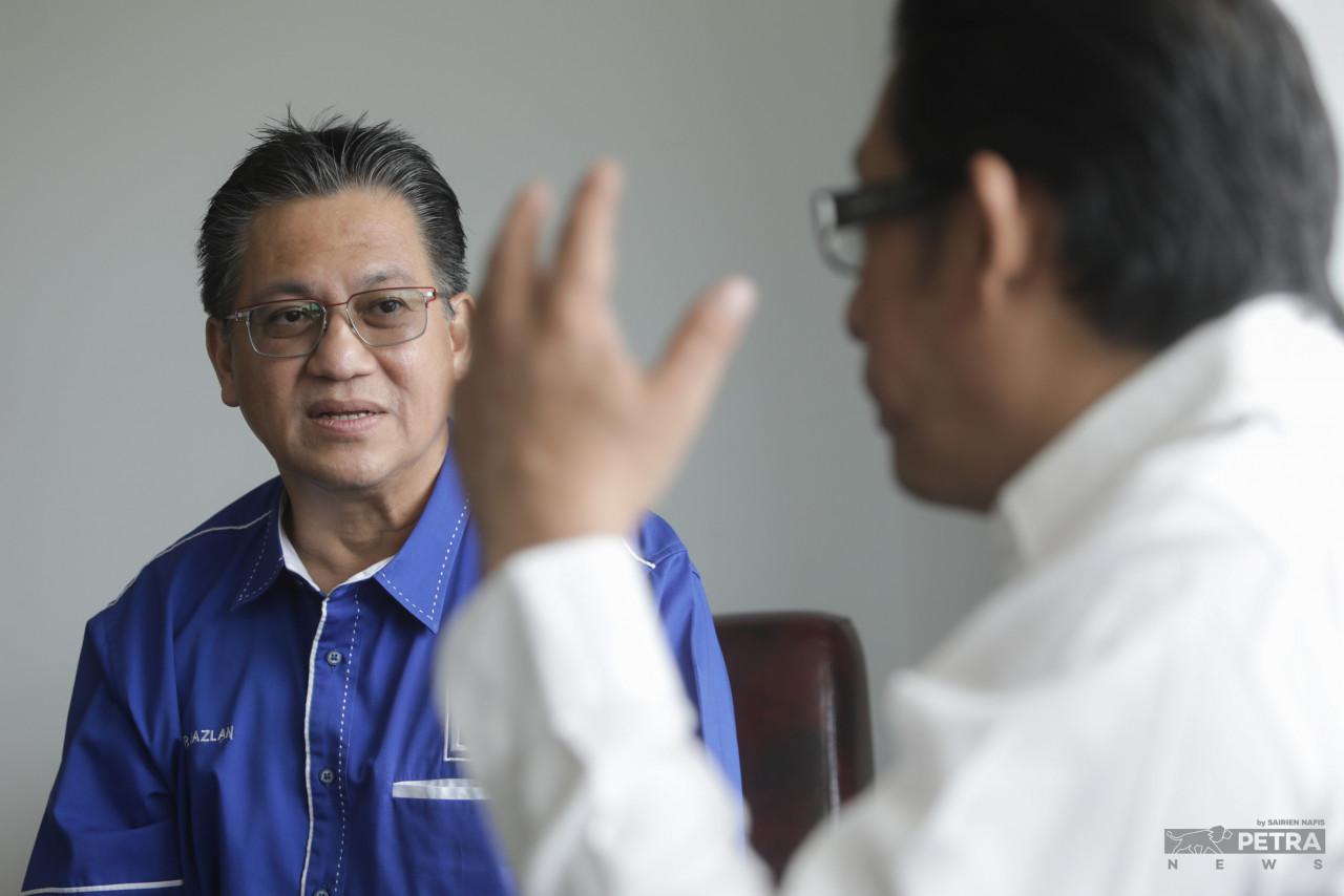 Johor Umno deputy chief Datuk Nur Jazlan Mohamed says if politicians are weak, then royals will be called upon to play a more interventionist role. – SAIRIEN NAFIS/The Vibes pic, March 8, 2022
