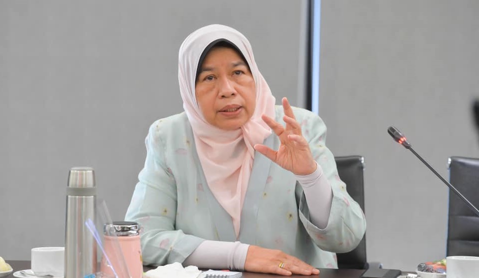 Housing and Local Government Minister Datuk Zuraida Kamaruddin says she is aware of pictures that have gone viral Ramadan bazaars-goers not adhering to SOPs, especially on social distancing. – Facebook pic, April 16, 2021