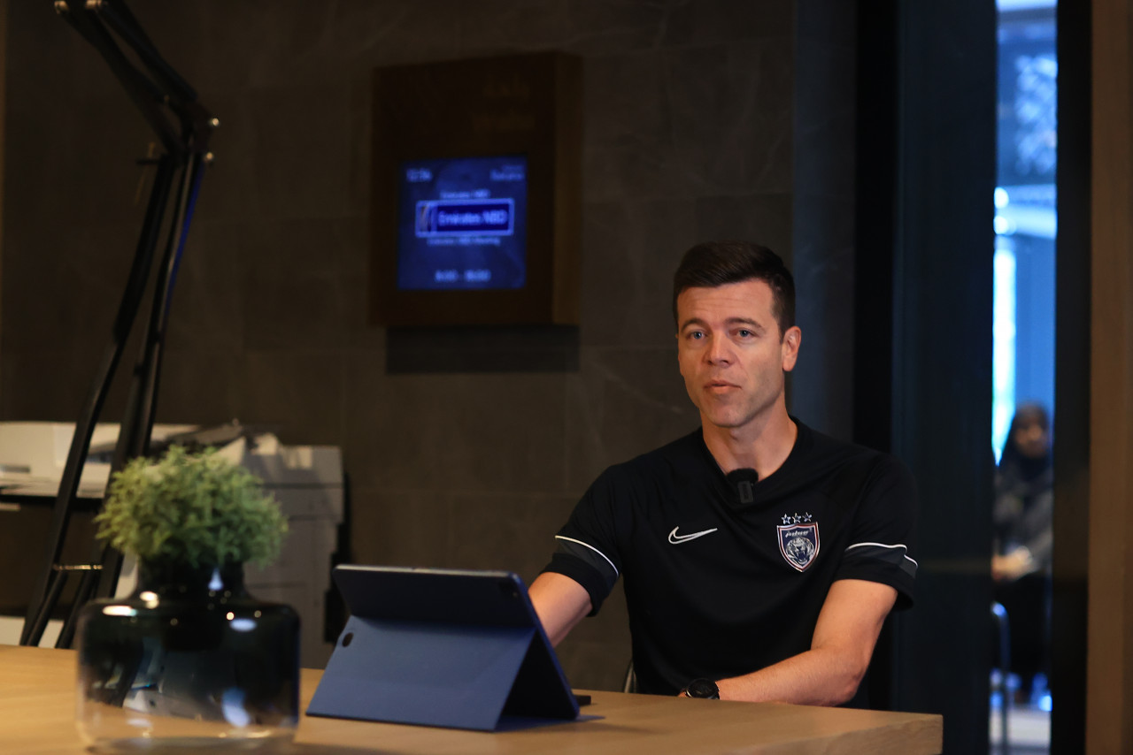 As the JDT team arrived in Dubai four days ago, club manager and head coach Esteban Solari says playing in friendlies would help him harness the squad’s potential to the fullest. – Pic courtesy of JDT, January 25, 2023