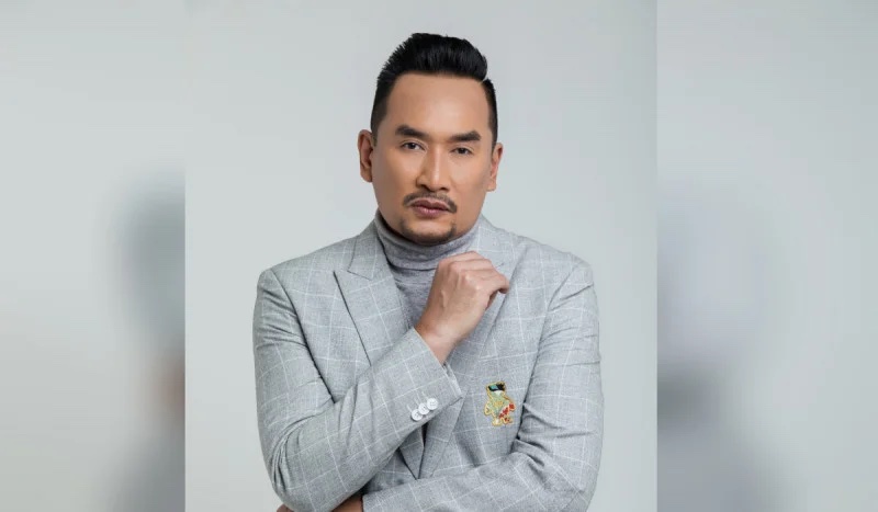 Educating a contestant is not about scolding, says Datuk AC Mizal, referring to Mas Idayu’s comments after Naim Daniel and Sissy Imann’s recent performance on Famili Duo. – @dacdatoac Instagram pic, January 25, 2023