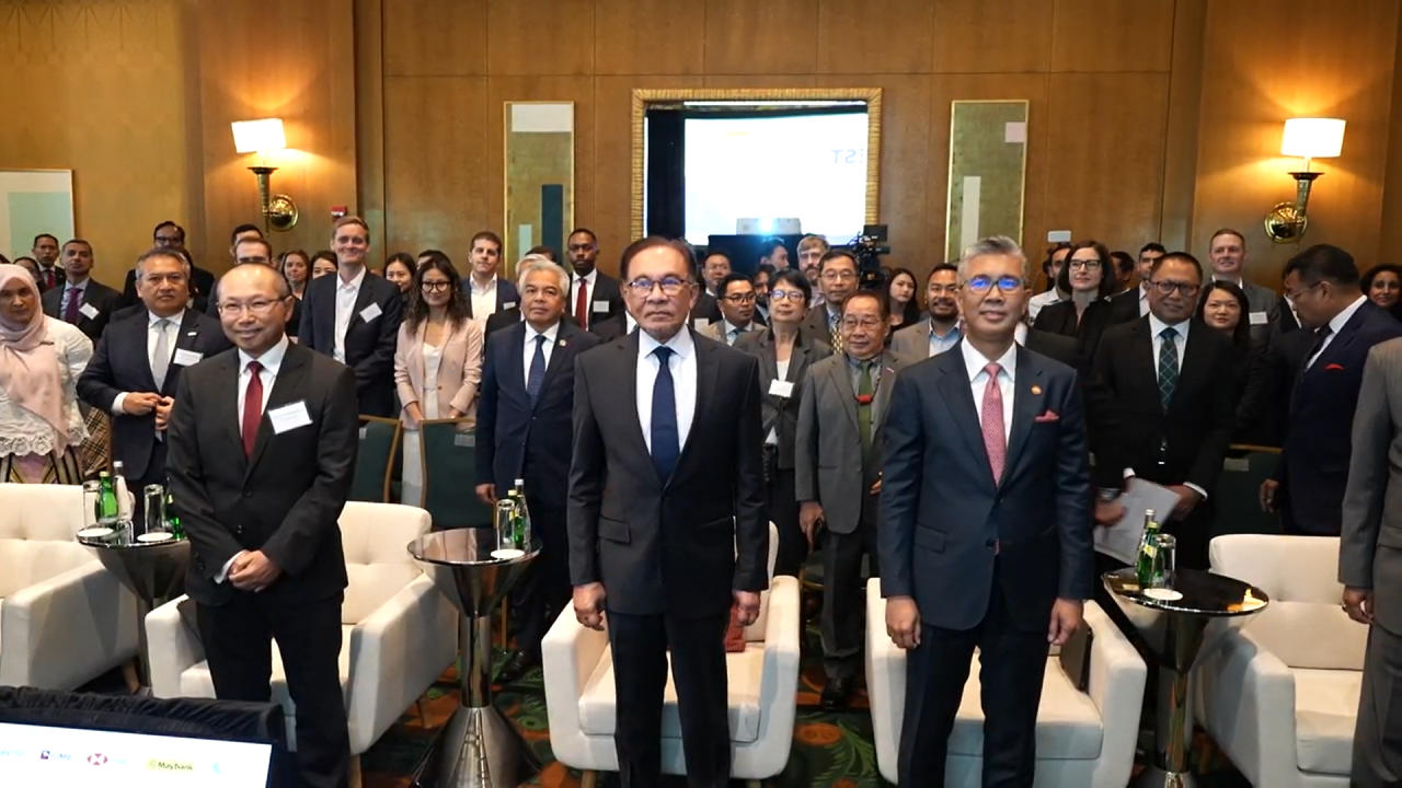 Anwar at the Invest Malaysia event in Sofitel New York. With him are Zafrul and Bursa Malaysia chairman Tan Sri Abdul Wahid Omar (left). – Pic courtesy of PMO, September 22, 2023