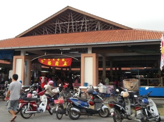 The closure of Bagan Ajam Public Market is extended 10 more days from today until May 26. – foursquare pic, May 17, 2021